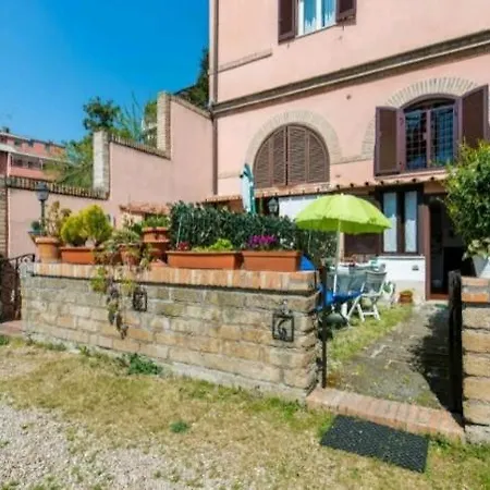 Borghetto San Pio V Apartment Rome