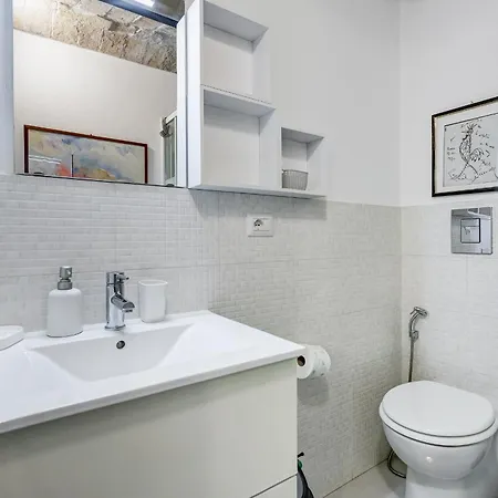 Charming With Garden, Parking & Metro Appartement Rome