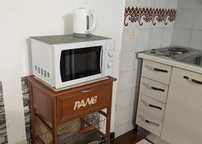 アパート Charming With Garden, Parking & Metro ローマ